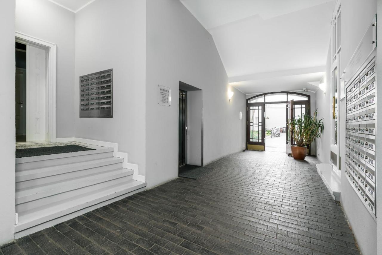 Apartments City Center Saint Wojciech By Renters Poznan Luaran gambar