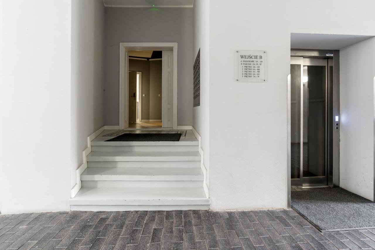 Apartments City Center Saint Wojciech By Renters Poznan Luaran gambar