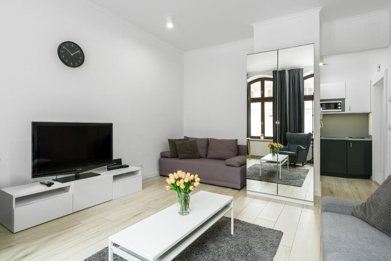 Apartments City Center Saint Wojciech By Renters Poznan Luaran gambar